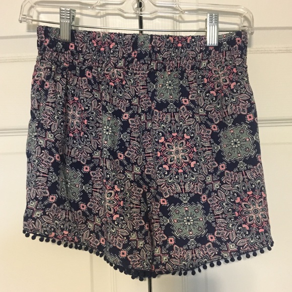 Paisley Navy Shorts - Picture 3 of 4